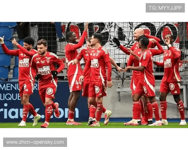 -托利索谈里昂13连胜：保持谦逊心态，目标冲击队史纪录14连胜-